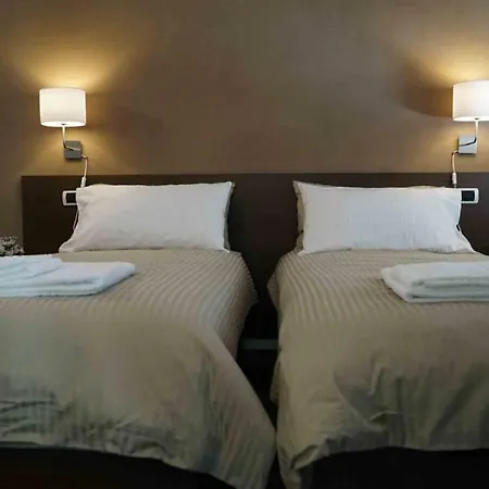 The White Building - Hotel 3*