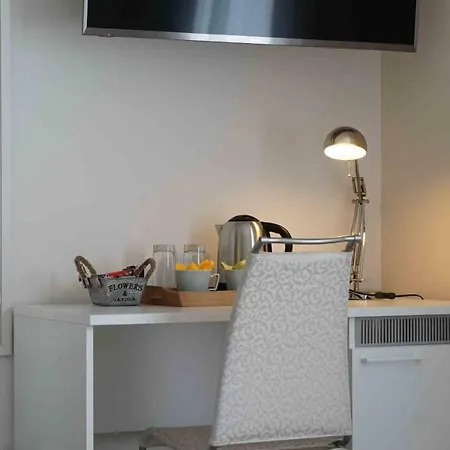 The White Building - * Costermano
