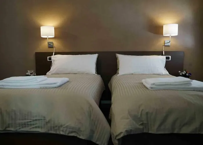 The White Building - Hotel 3*