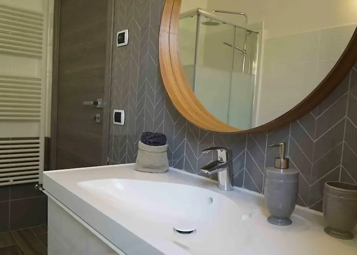 The White Building - ホテル